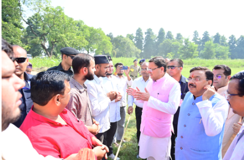 मुख्यमंत्री श्री पुष्कर सिंह धामी ने रविवार को खुरपिया फार्म में निर्माणाधीन एम्स सैटेलाइट सेन्टर का स्थलीय निरीक्षण किया।